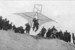 Lavezzari-hang-glider